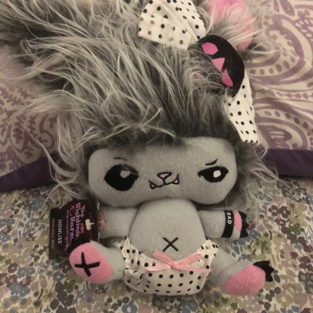 Vamplets Werewolf Baby named Howliss with tags